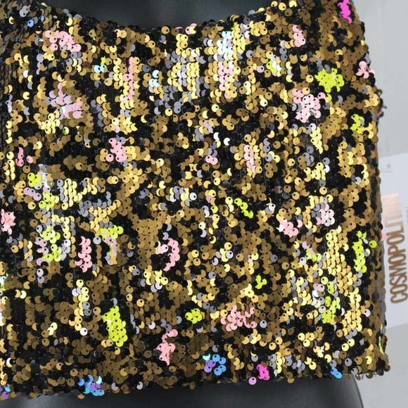 COSMOPOLITAN - Picture 2 of 6